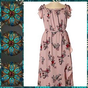 🏆HP🏆 • Beautiful City Chic Dress